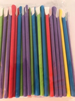 Papirsugerør med ske