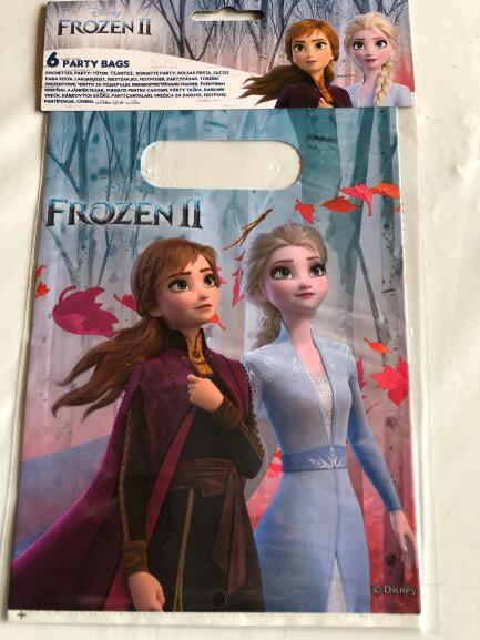 Disney Frozen Party Pose